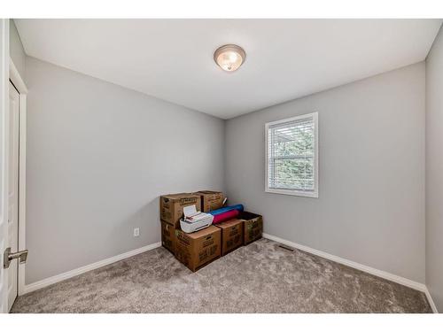 5023 Applevillage Court Se, Calgary, AB - Indoor Photo Showing Other Room