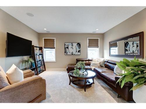 80 Riviera Crescent, Cochrane, AB - Indoor Photo Showing Living Room