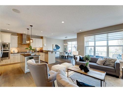 80 Riviera Crescent, Cochrane, AB - Indoor Photo Showing Living Room