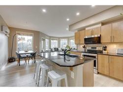 310-2307 14 Street SW Calgary, AB T2T 3T5