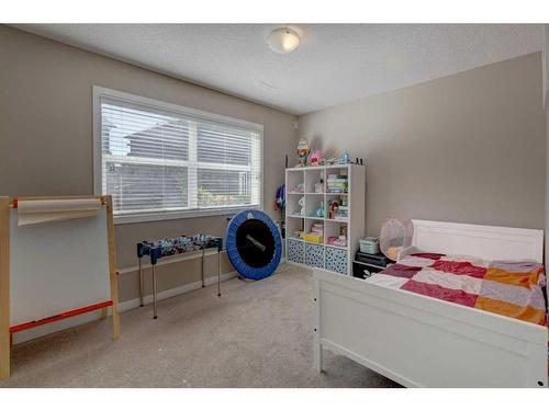 404-10 Auburn Bay Avenue Se, Calgary, AB - Indoor Photo Showing Bedroom