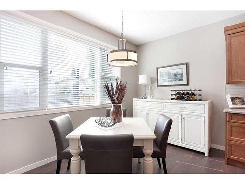 2060 New Brighton Grove Se, Calgary, AB - Indoor Photo Showing Dining Room