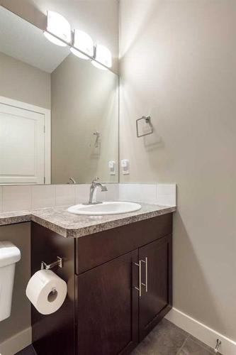 1802 Evanston Square Nw, Calgary, AB - Indoor Photo Showing Bathroom