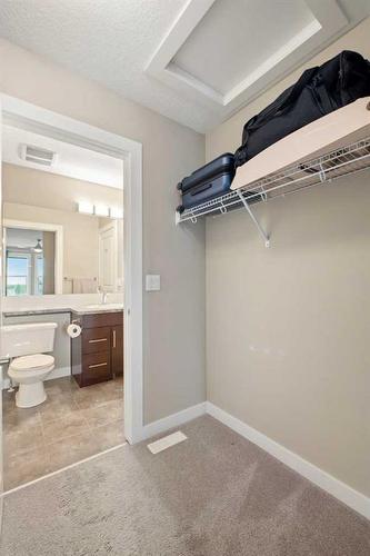 1802 Evanston Square Nw, Calgary, AB - Indoor Photo Showing Bathroom