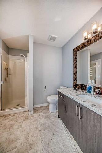 8222 Saddleridge Drive Ne, Calgary, AB - Indoor Photo Showing Bathroom