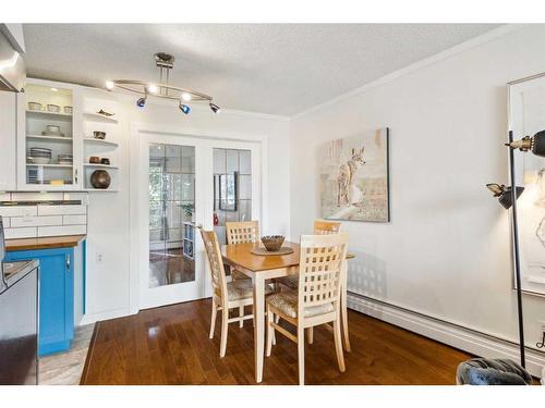 101-516 Cedar Crescent Sw, Calgary, AB - Indoor Photo Showing Dining Room