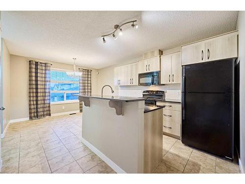 123 Panora Square Nw, Calgary, AB - Indoor Photo Showing Kitchen