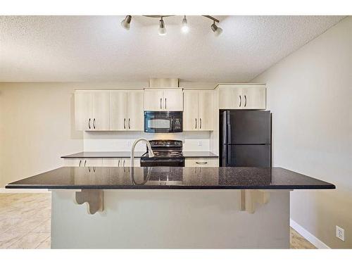 123 Panora Square Nw, Calgary, AB - Indoor Photo Showing Kitchen