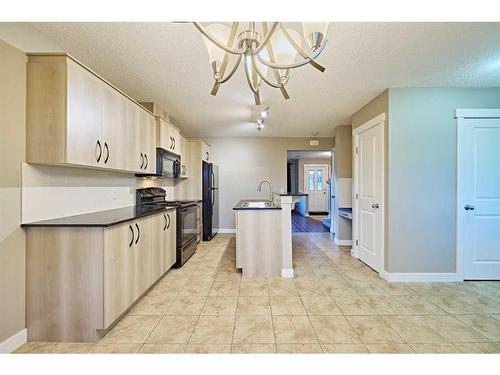 123 Panora Square Nw, Calgary, AB - Indoor Photo Showing Kitchen