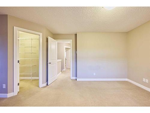 123 Panora Square Nw, Calgary, AB - Indoor Photo Showing Other Room