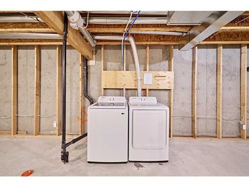 123 Panora Square Nw, Calgary, AB - Indoor Photo Showing Laundry Room