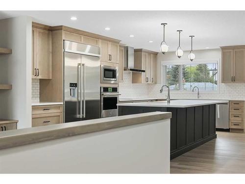 2836 12 Avenue Nw, Calgary, AB - Indoor Photo Showing Kitchen With Upgraded Kitchen