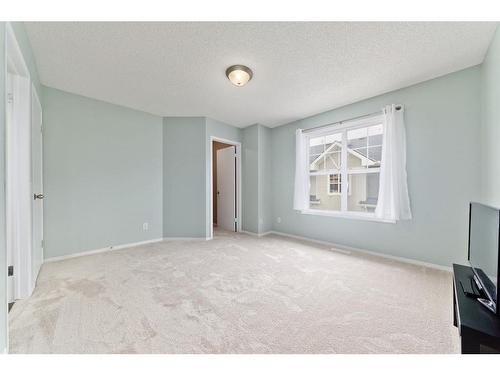 217 Toscana Gardens Nw, Calgary, AB - Indoor Photo Showing Other Room