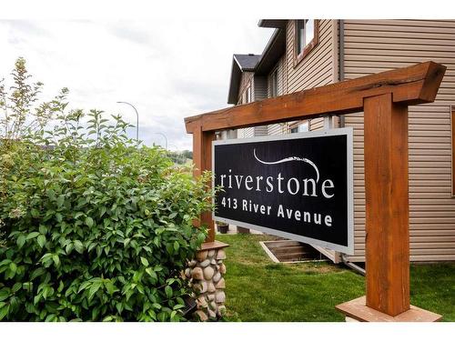 120-413 River Avenue, Cochrane, AB - Outdoor