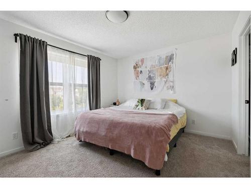 867 Mahogany Boulevard Se, Calgary, AB - Indoor Photo Showing Bedroom