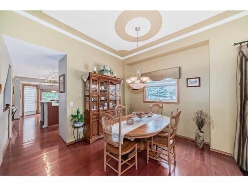 3 Sandringham Way Nw, Calgary, AB - Indoor Photo Showing Dining Room