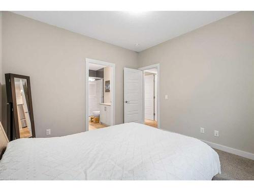 732 Cranbrook Walk Se, Calgary, AB - Indoor Photo Showing Bedroom