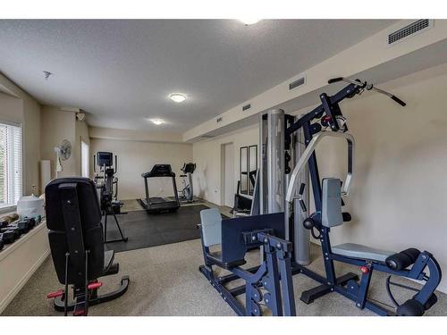 1117-48 Inverness Gate Se, Calgary, AB - Indoor Photo Showing Gym Room