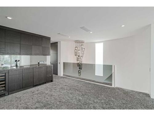 530 Crescent Road Nw, Calgary, AB - Indoor