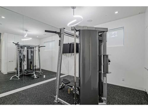 530 Crescent Road Nw, Calgary, AB - Indoor Photo Showing Gym Room