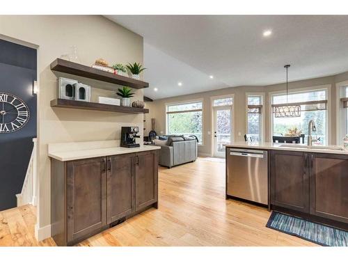 139 West Terrace Point, Cochrane, AB - Indoor Photo Showing Kitchen