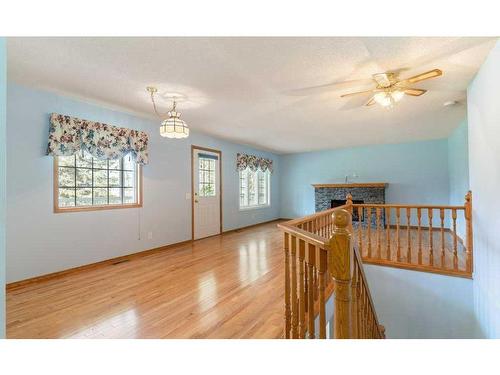 240004 Vale View Road, Rural Rocky View County, AB - Indoor Photo Showing Other Room