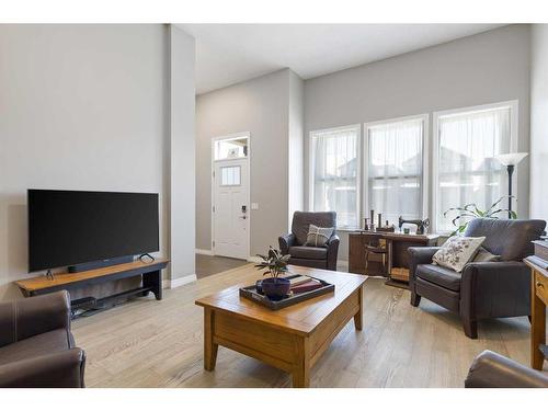 41 Legacy Glen Place Se, Calgary, AB - Indoor Photo Showing Living Room