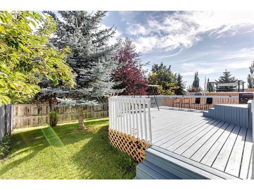 84 Somerset Drive Sw, Calgary, AB - Outdoor With Deck Patio Veranda