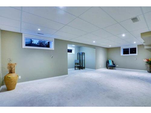 2733 Coopers Circle Sw, Airdrie, AB - Indoor Photo Showing Basement