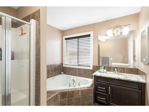 1031 Kings Heights Road, Airdrie, AB - Indoor Photo Showing Bathroom