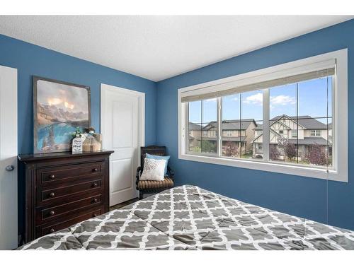 1031 Kings Heights Road, Airdrie, AB - Indoor Photo Showing Bedroom