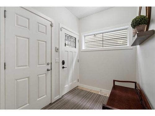 1031 Kings Heights Road, Airdrie, AB - Indoor Photo Showing Other Room