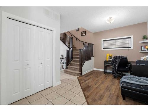 1031 Kings Heights Road, Airdrie, AB - Indoor Photo Showing Other Room