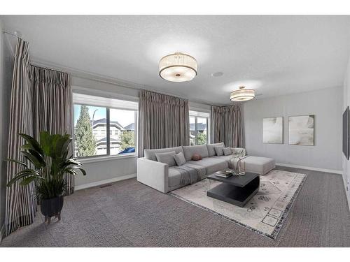 28 Sunset Manor, Cochrane, AB - Indoor Photo Showing Living Room