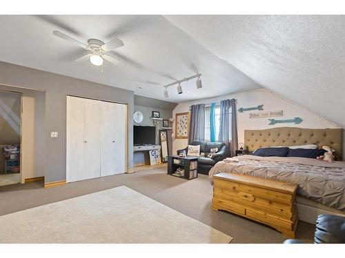 127 2Nd Avenue West, Hussar, AB - Indoor Photo Showing Bedroom