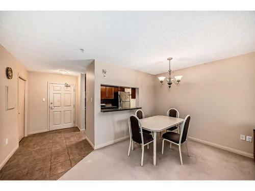 209-790 Kingsmere Crescent Sw, Calgary, AB - Indoor Photo Showing Dining Room