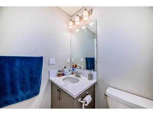 4661 Seton Drive Se, Calgary, AB - Indoor Photo Showing Bathroom