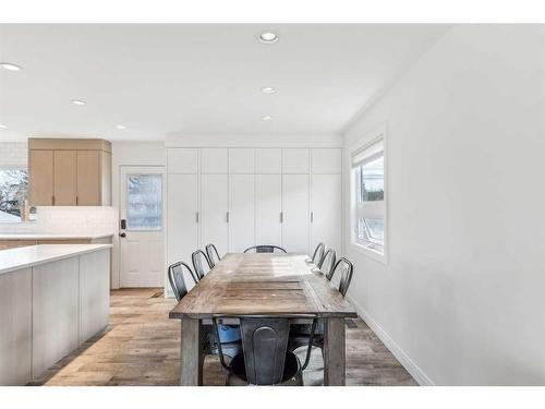 1164 Lake Wapta Road Se, Calgary, AB - Indoor Photo Showing Dining Room