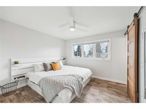 1164 Lake Wapta Road Se, Calgary, AB - Indoor Photo Showing Bedroom