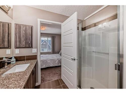 517 Nolanlake Villas Nw, Calgary, AB - Indoor Photo Showing Bathroom