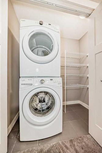 617 Evanston Manor Nw, Calgary, AB - Indoor Photo Showing Laundry Room