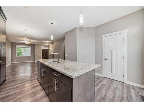 617 Evanston Manor Nw, Calgary, AB - Indoor Photo Showing Kitchen