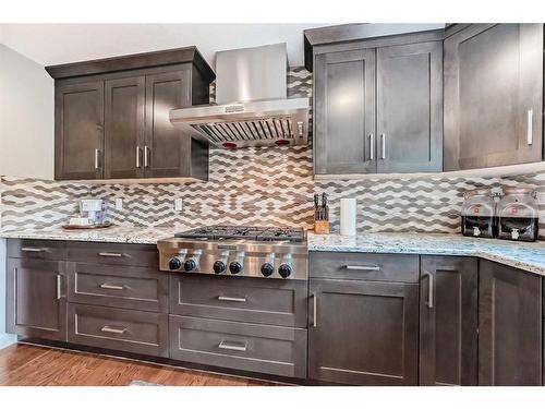 5039 Norris Road Nw, Calgary, AB - Indoor Photo Showing Kitchen With Upgraded Kitchen