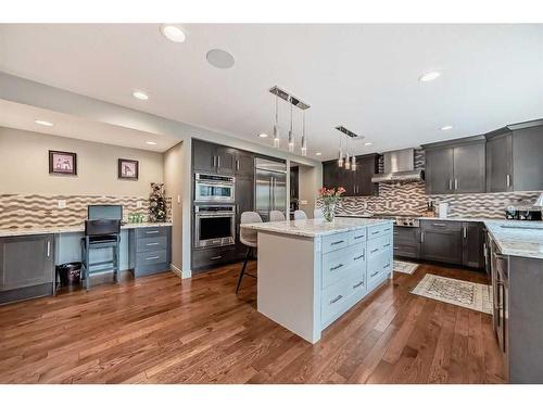 5039 Norris Road Nw, Calgary, AB - Indoor Photo Showing Kitchen With Upgraded Kitchen