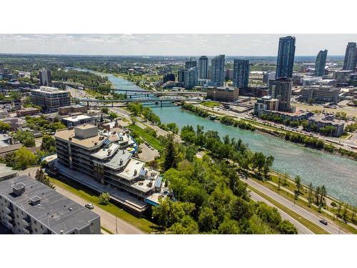 807-320 Meredith Road Ne, Calgary, AB - Outdoor With Body Of Water With View