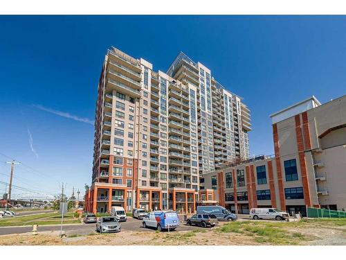 1003-8710 Horton Road Sw, Calgary, AB - Outdoor With Facade