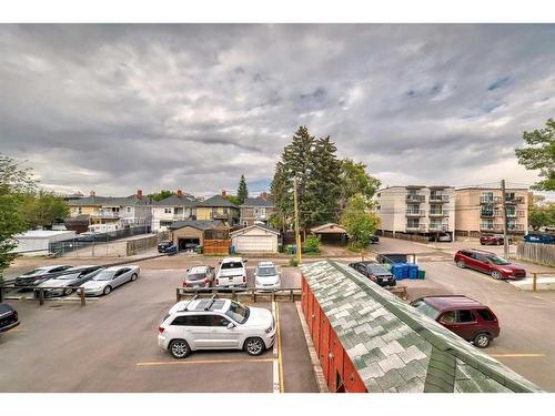 305-320 24 Avenue Sw, Calgary, AB - Outdoor With View