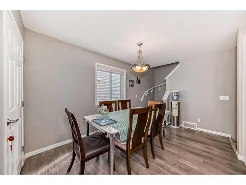 1231 140 Avenue Nw, Calgary, AB - Indoor Photo Showing Dining Room