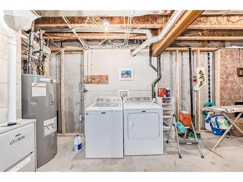 1231 140 Avenue Nw, Calgary, AB - Indoor Photo Showing Laundry Room