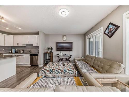 1231 140 Avenue Nw, Calgary, AB - Indoor